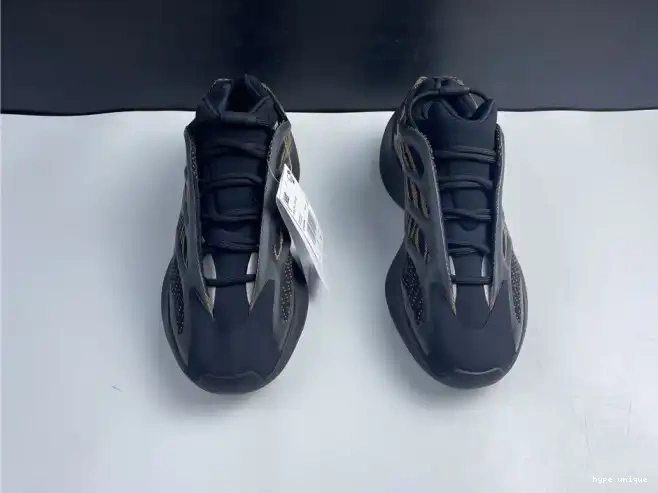 hype GY0189 V3 ADIDAS YEEZY 700 0610
